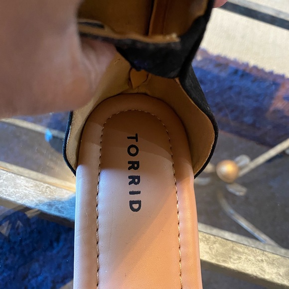 Beautiful - Picture 7 of 7